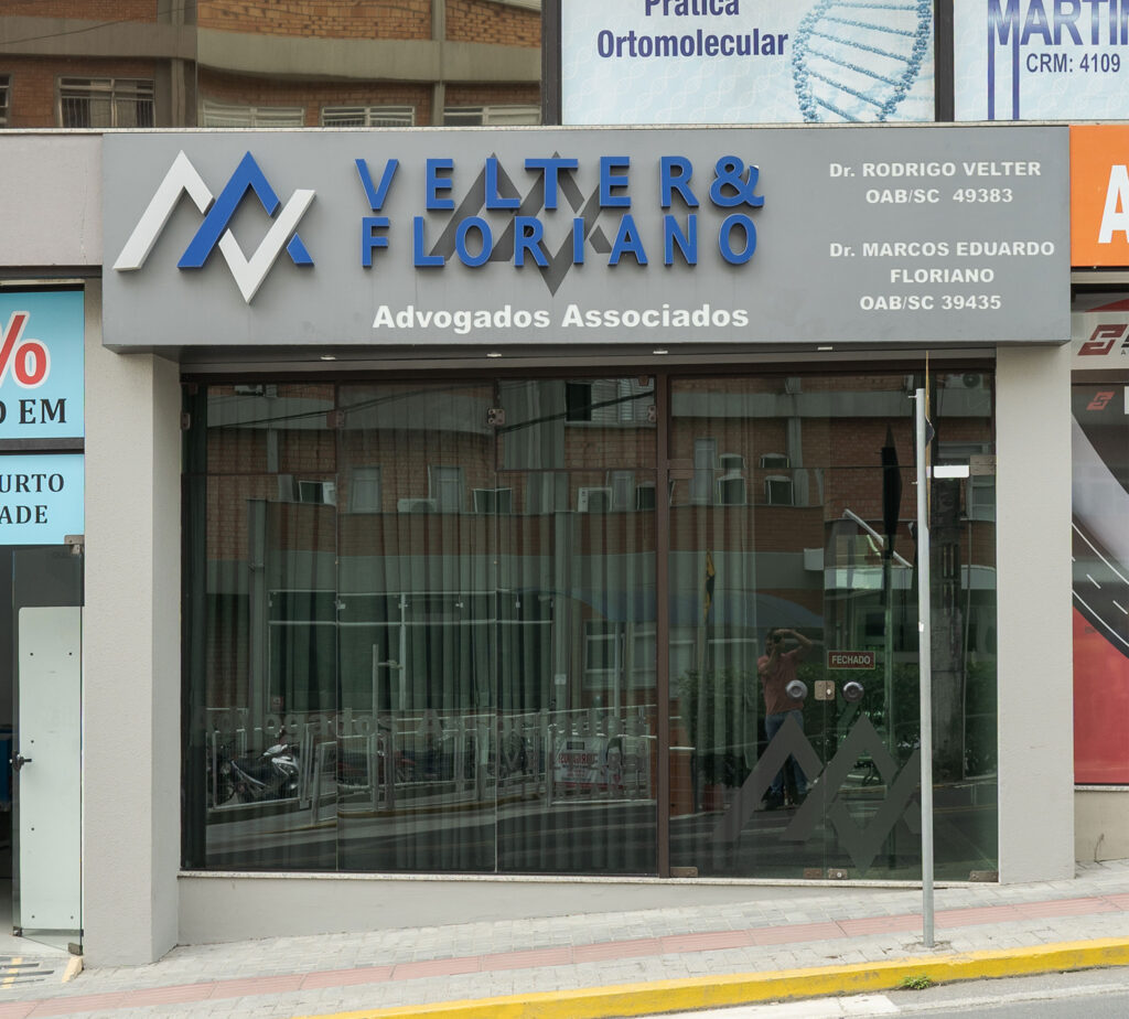 frente-advogado-velter-floriano
